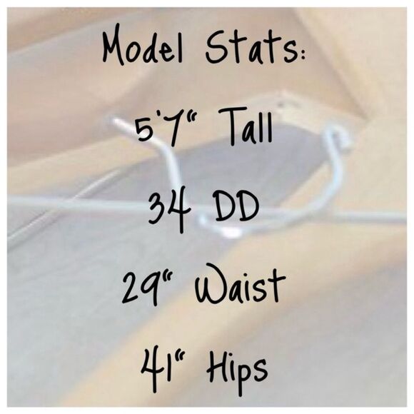 Forever 21 Crop Top NEW Black Long Sleeve Large Stretchy - Picture 11 of 11